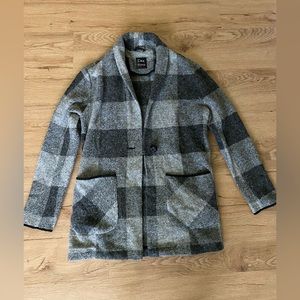 Women’s plaid Sweater Jacket
